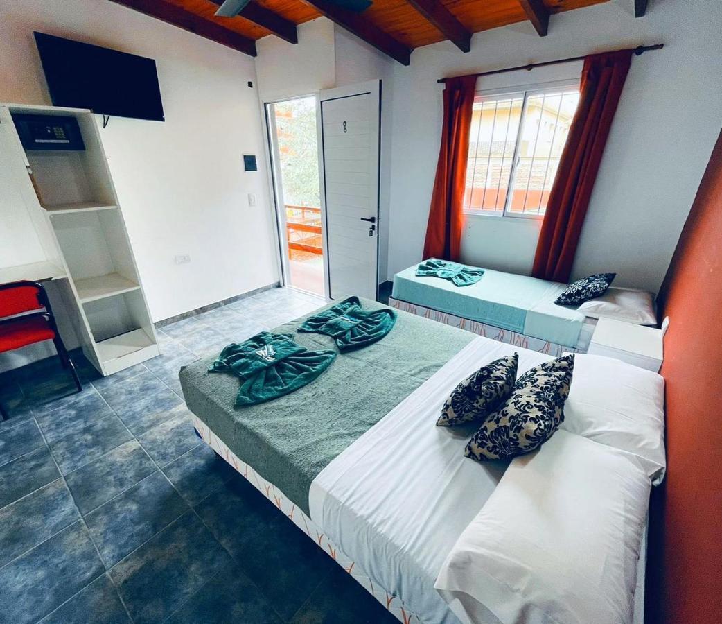 Aguila Blanca Hotel Вила Гесел Екстериор снимка